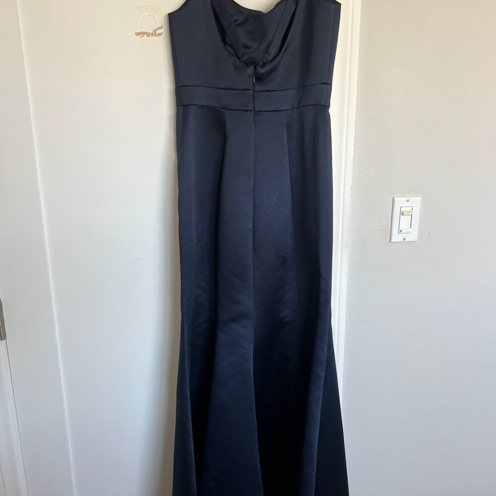 Bella Bridesmaids Dress - Navy, Size 6 altered to fit size 4. - Picture 4 of 4